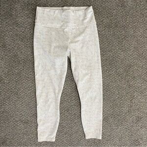 Fabletics Define Powerhold High Waisted 7/8 Leggings Women's L Cream Grey EUC